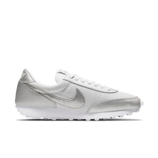 (WMNS) Nike Daybreak 'Metallic Silver' DH4263-100