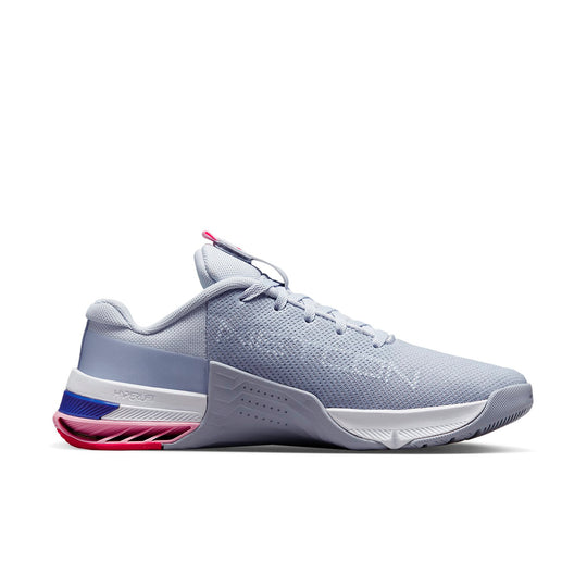 WMNS Nike Metcon 8 Football Grey Soft Pink DO9327 005 SneakerSouqq