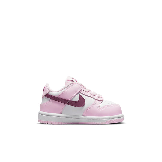 (TD) Nike Dunk Low 'Valentine's Day' CW1589-601