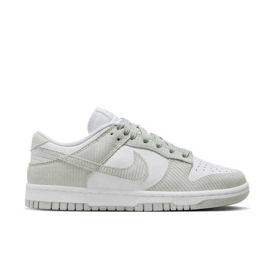 (WMNS) Nike Dunk Low 'Light Silver Corduroy' FN7658-100