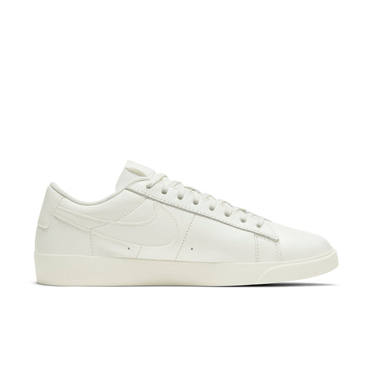 (WMNS) Nike Blazer Low LE 'Sail' AV9370-120