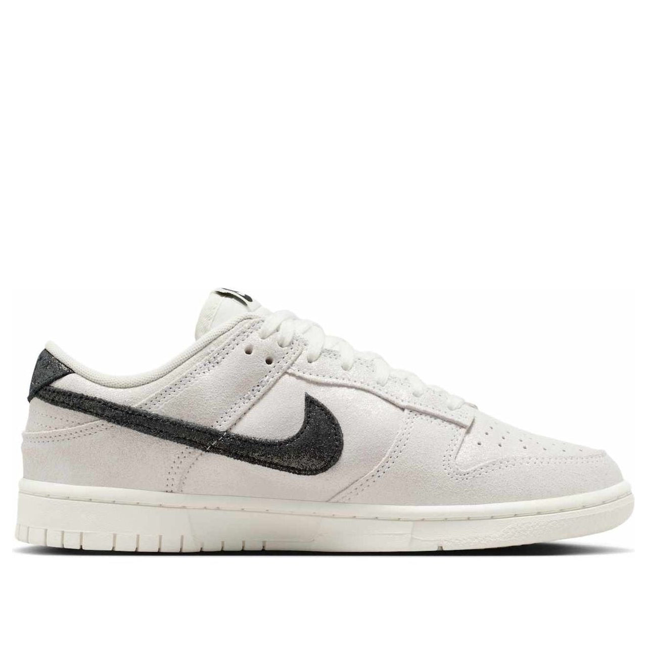 (WMNS) Nike Dunk Low SE 'White Black Team Red' HQ3502-100