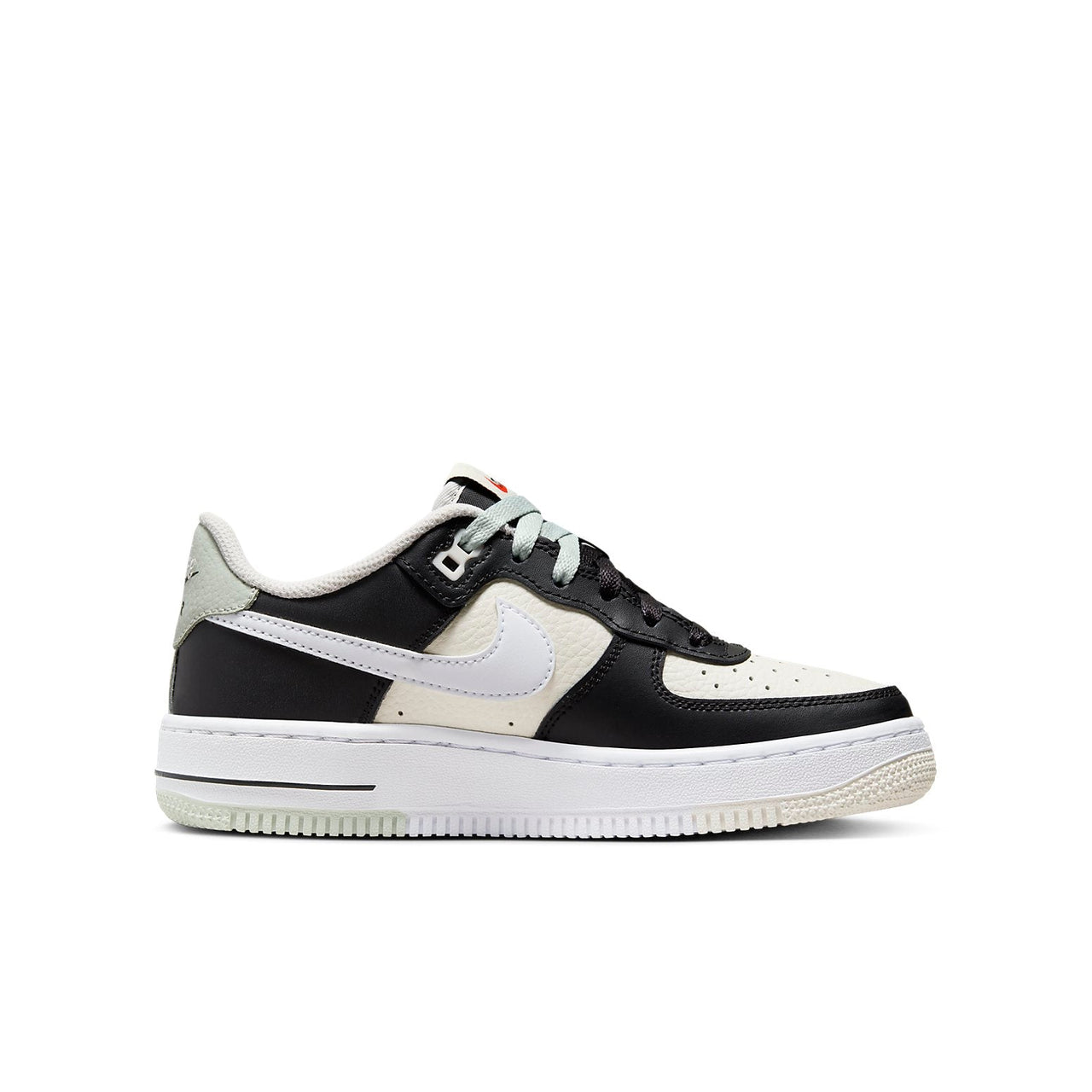 (GS) Nike Air Force 1 Low 'Black Beige White' FB9035-002