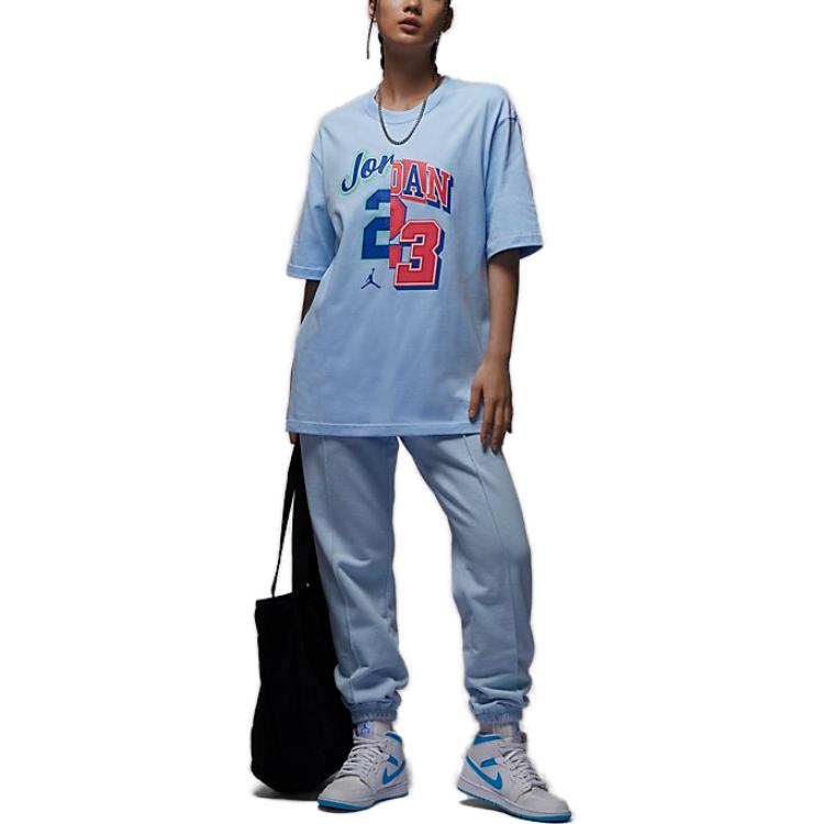 (WMNS) Air Jordan Graphic Logo Oversize T-shirt Asia Sizing 'Light Blue' FQ0362-456