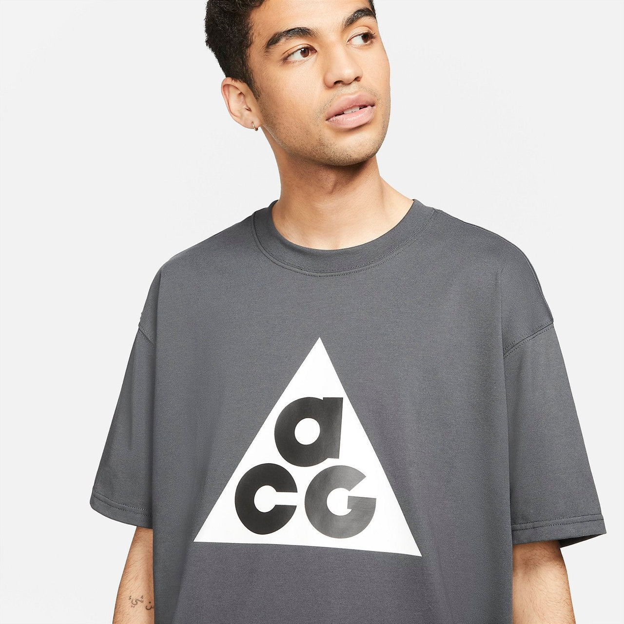 Nike ACG Short-Sleeve T-Shirt 'Dark Smoke Grey' DC5354-070