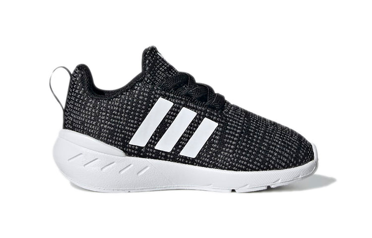 (TD) adidas Swift Run 22 'Black White' GW8184