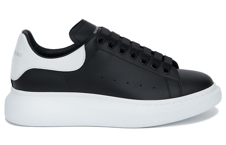 Alexander McQueen Oversized Sneaker 'Black White' 553680WHGP51070