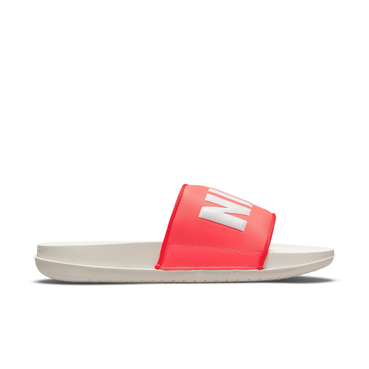 (WMNS) Nike Offcourt 'Magic Ember Summit White Chile Red' BQ4632-802