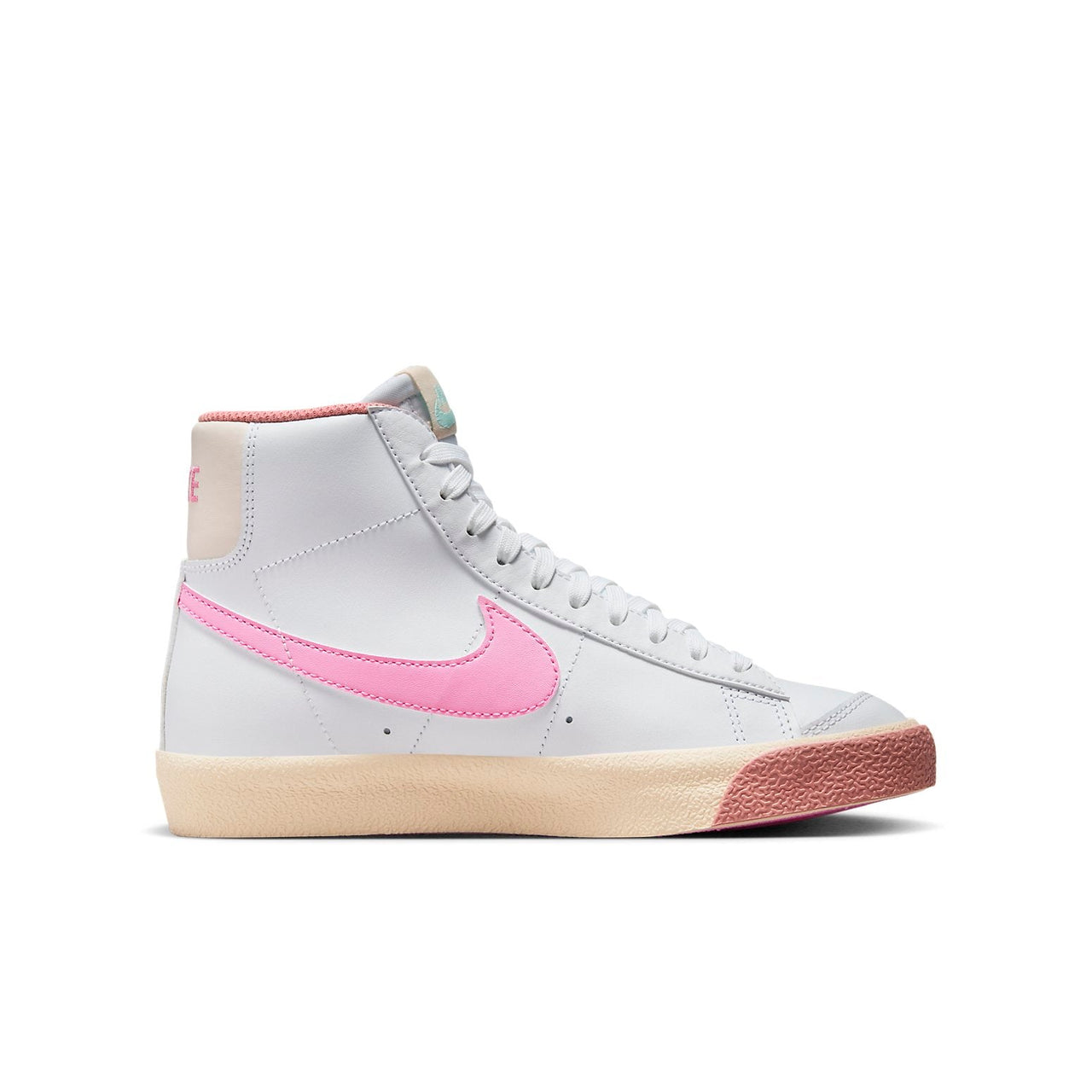 (GS) Nike Blazer Mid '77 'White Pink Spell' DZ2900-100
