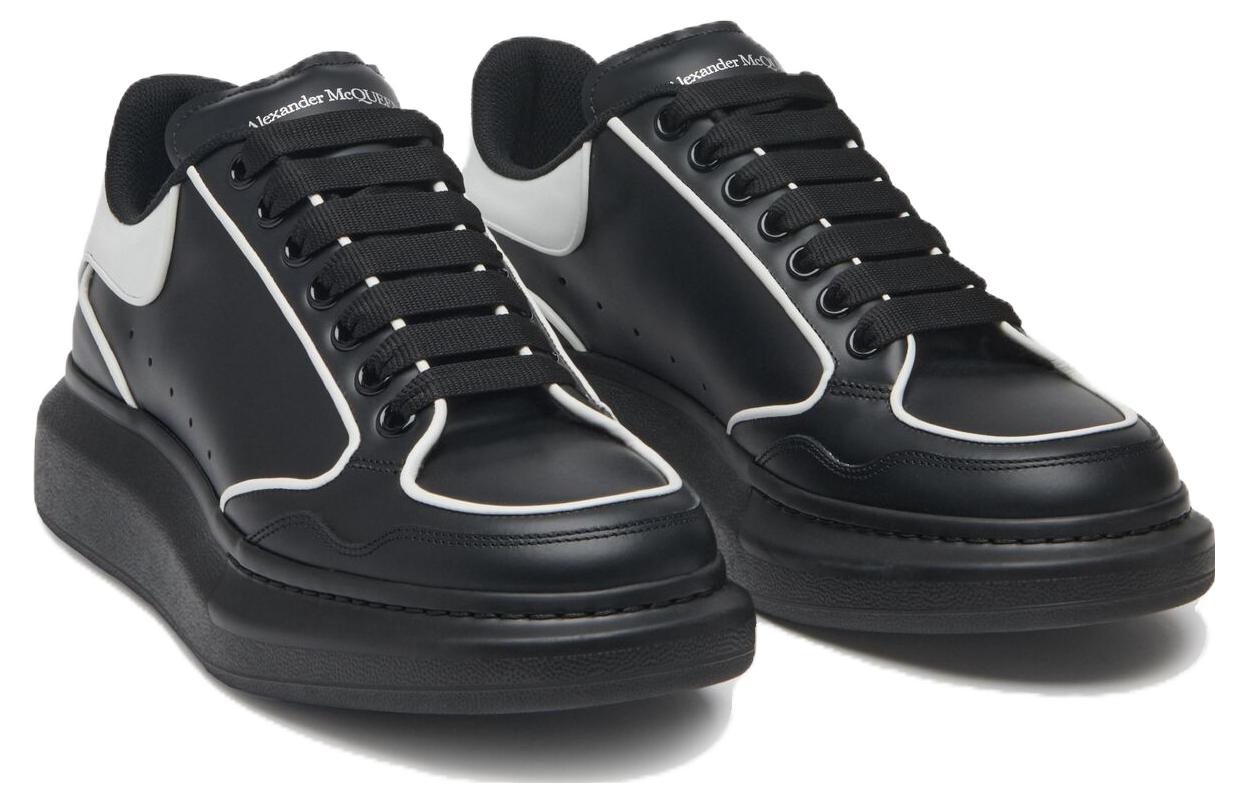 Alexander McQueen Oversized Sneakers 'Black White' 777300WHJE51070