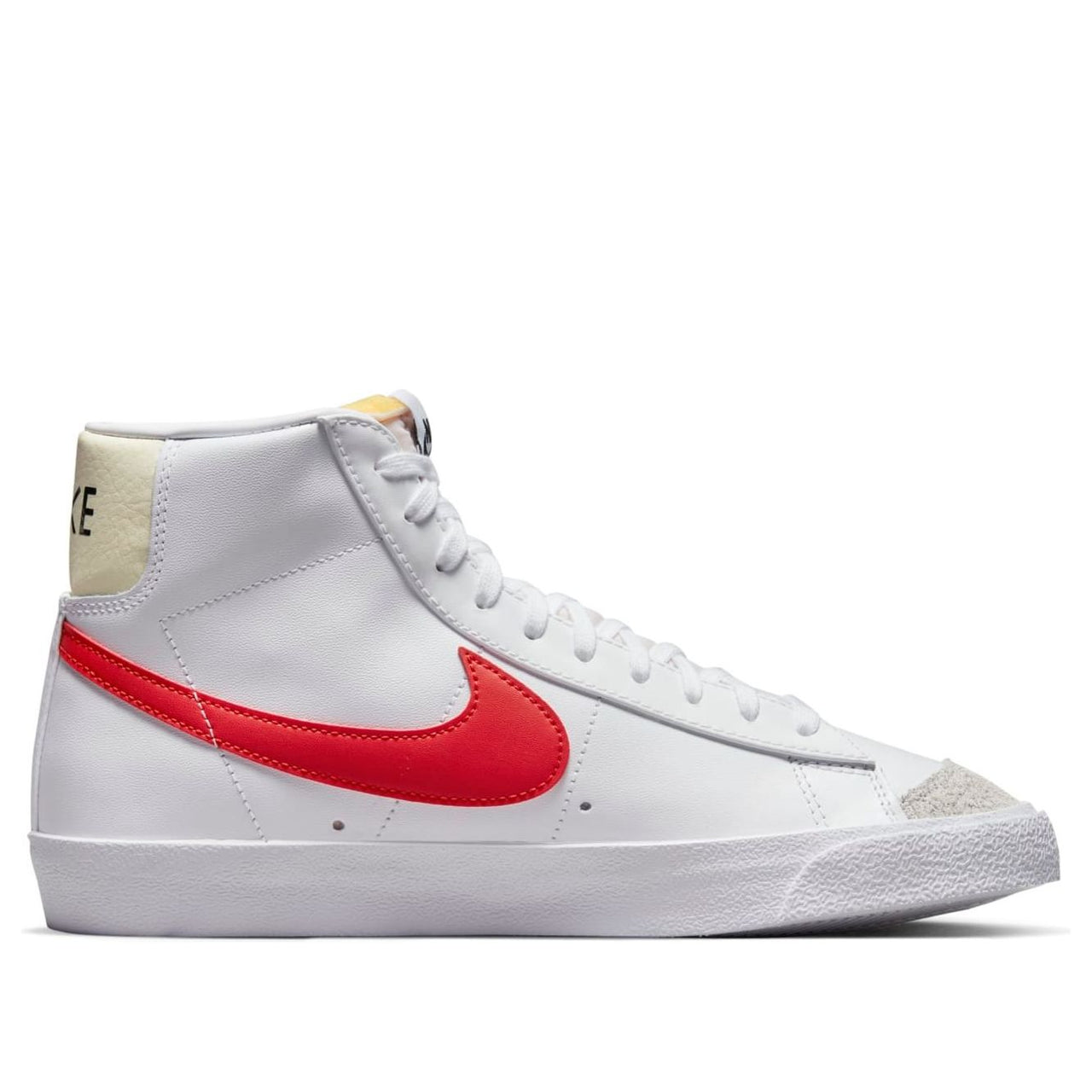 Nike Blazer Mid '77 Vintage 'White Picante Red' BQ6806-122