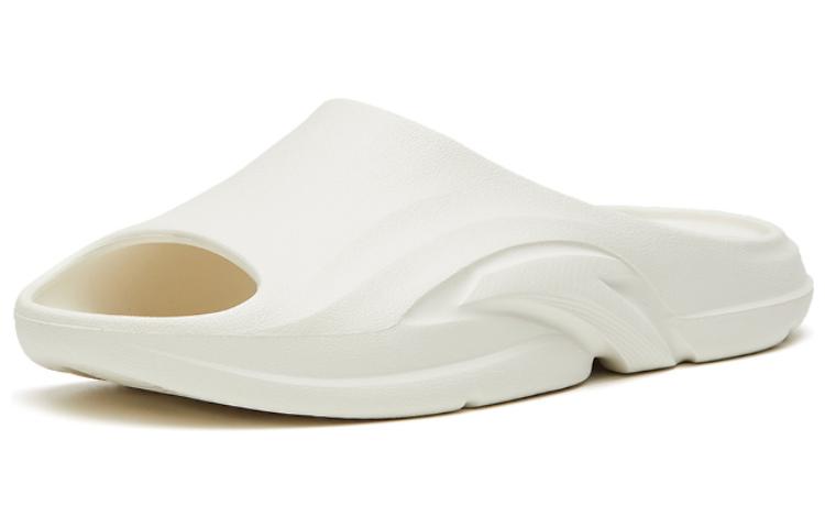 (WMNS) ANTA Fluffy Slippers 'White' 922326993-3