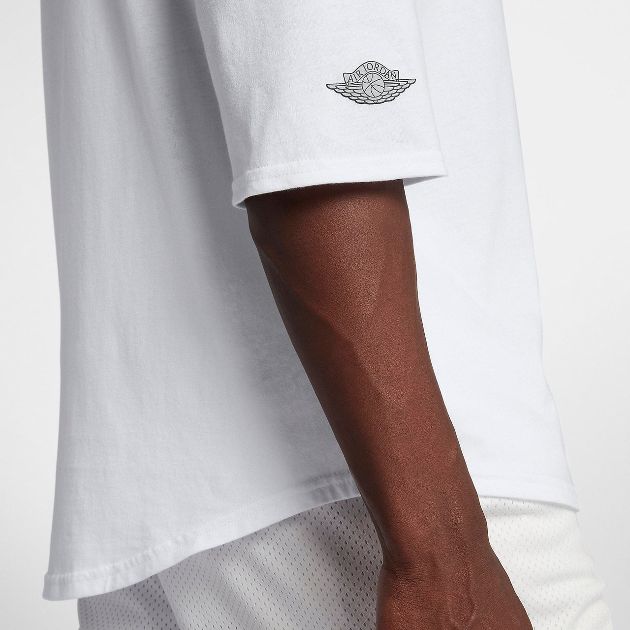 Air Jordan Sportswear Wings 3/4 Sleeve T-Shirt 'White' AA1912-100