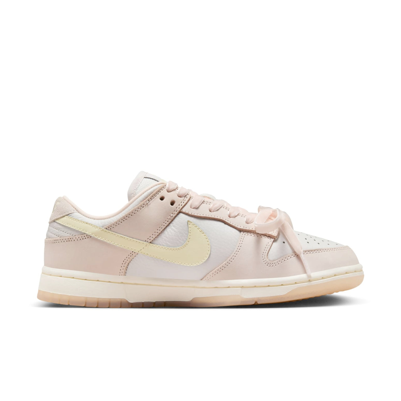 (WMNS) Nike Dunk Low 'Light Soft Pink' FB7910-601