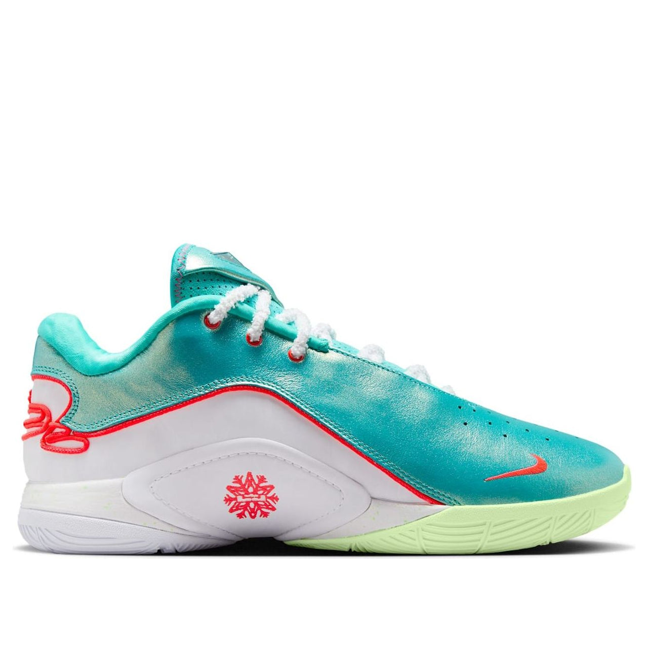 Nike LeBron 22 EP 'Christmas' HV5147-600