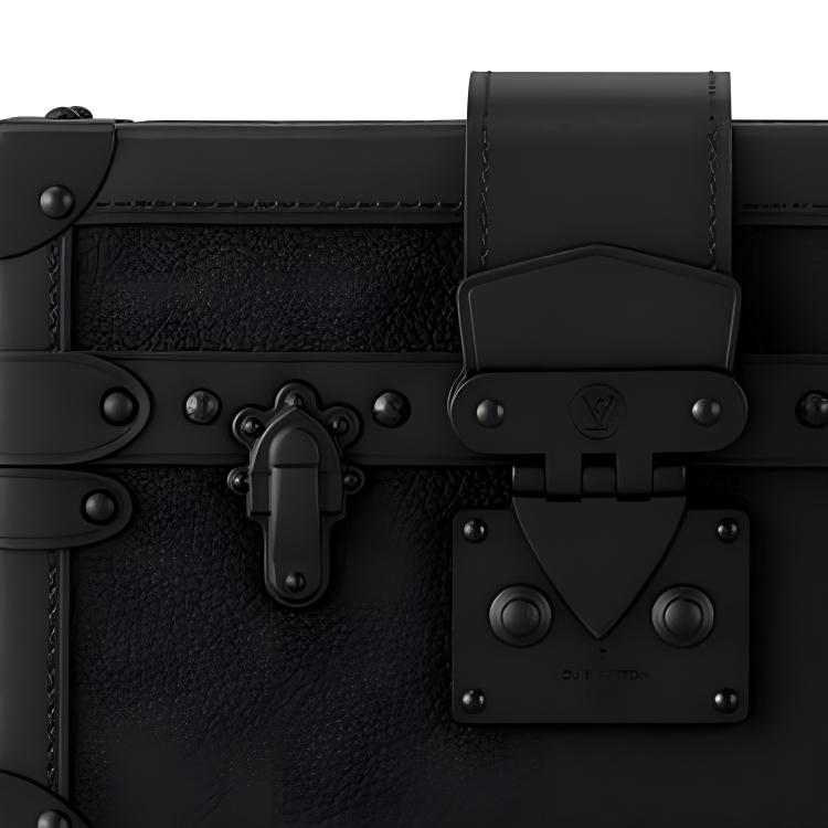 LOUIS VUITTON Petite Malle