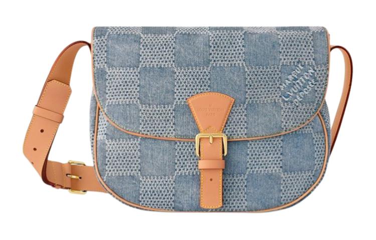 LOUIS VUITTON Montsouris Messenger Mm