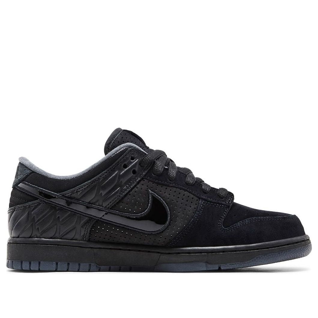 Nike Dunk Low 'Ducks of a Feather Black University of Oregon PE' HV1470-001