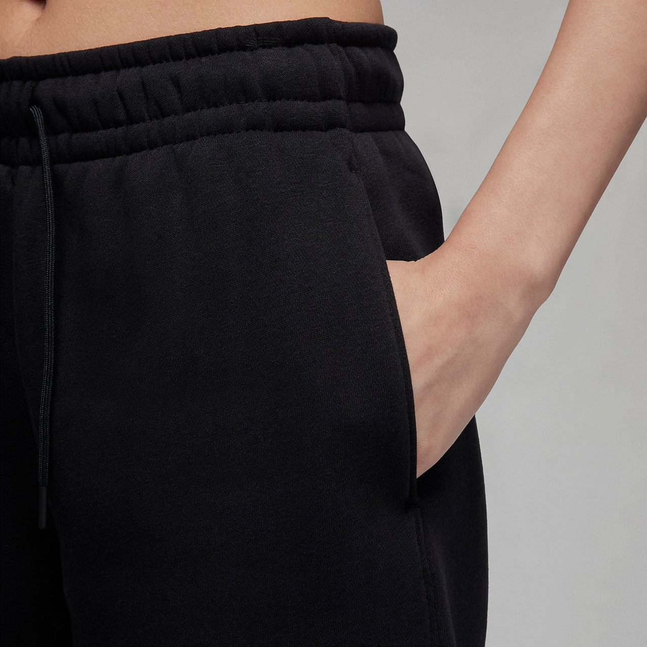 (WMNS) Air Jordan Essential Fleece Shorts 'Black' FN4498-010