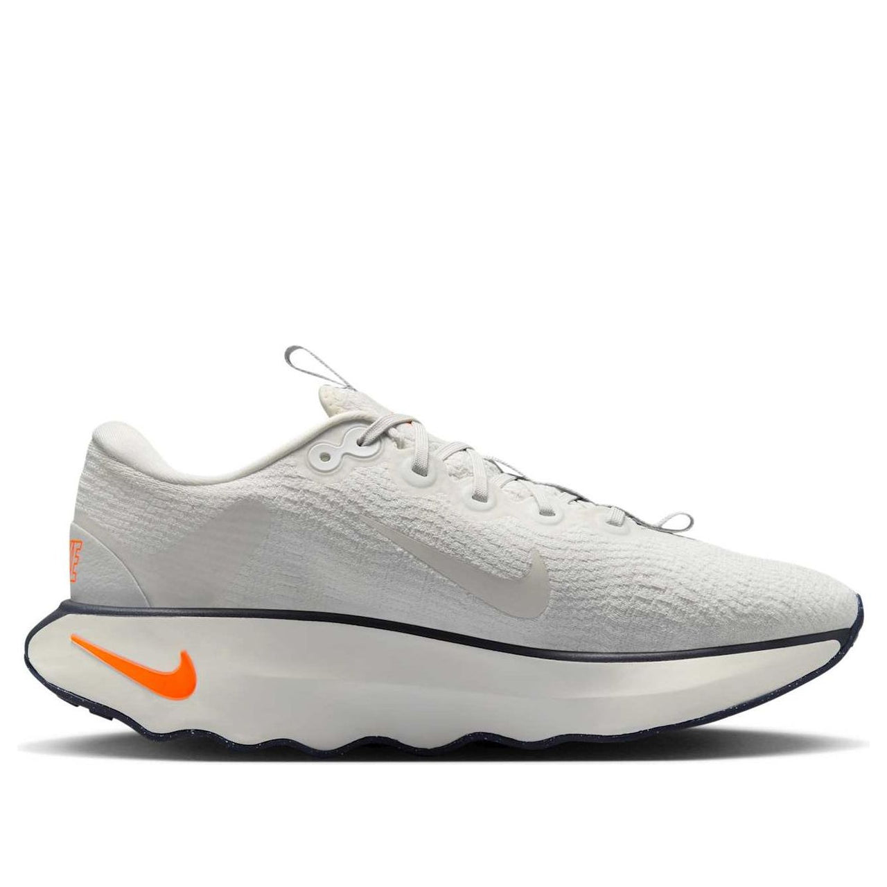 Nike Motiva 'Sail Orange' DV1237-101