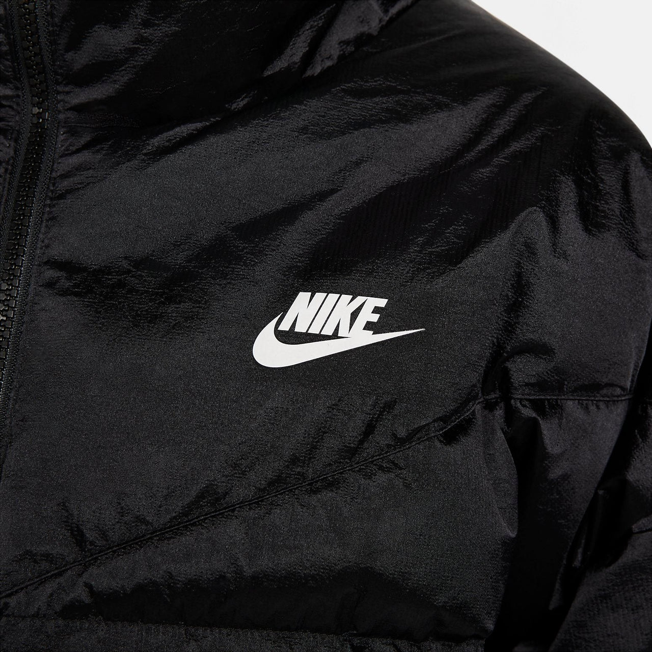 (WMNS) Nike Therma-fit City Series Synthetic Fill Shine Jacket 'Black' DQ6888-010