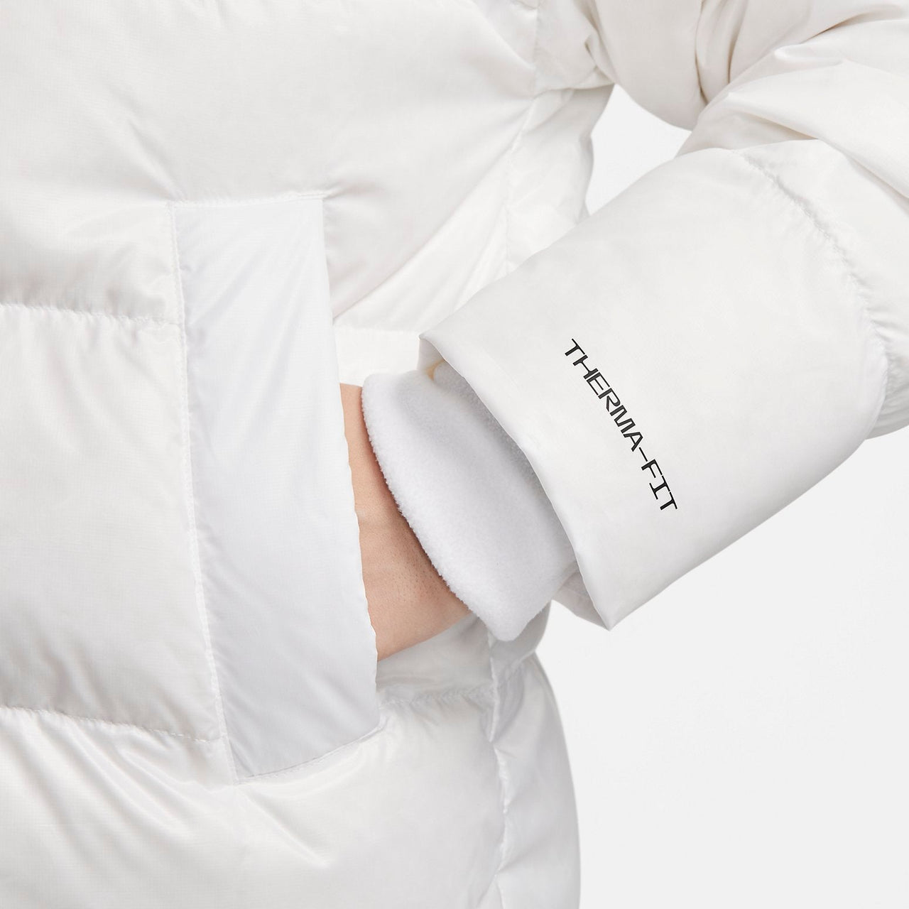(WMNS) Nike Sportswear Therma-FIT City Series Logo 'White' DV0555-100
