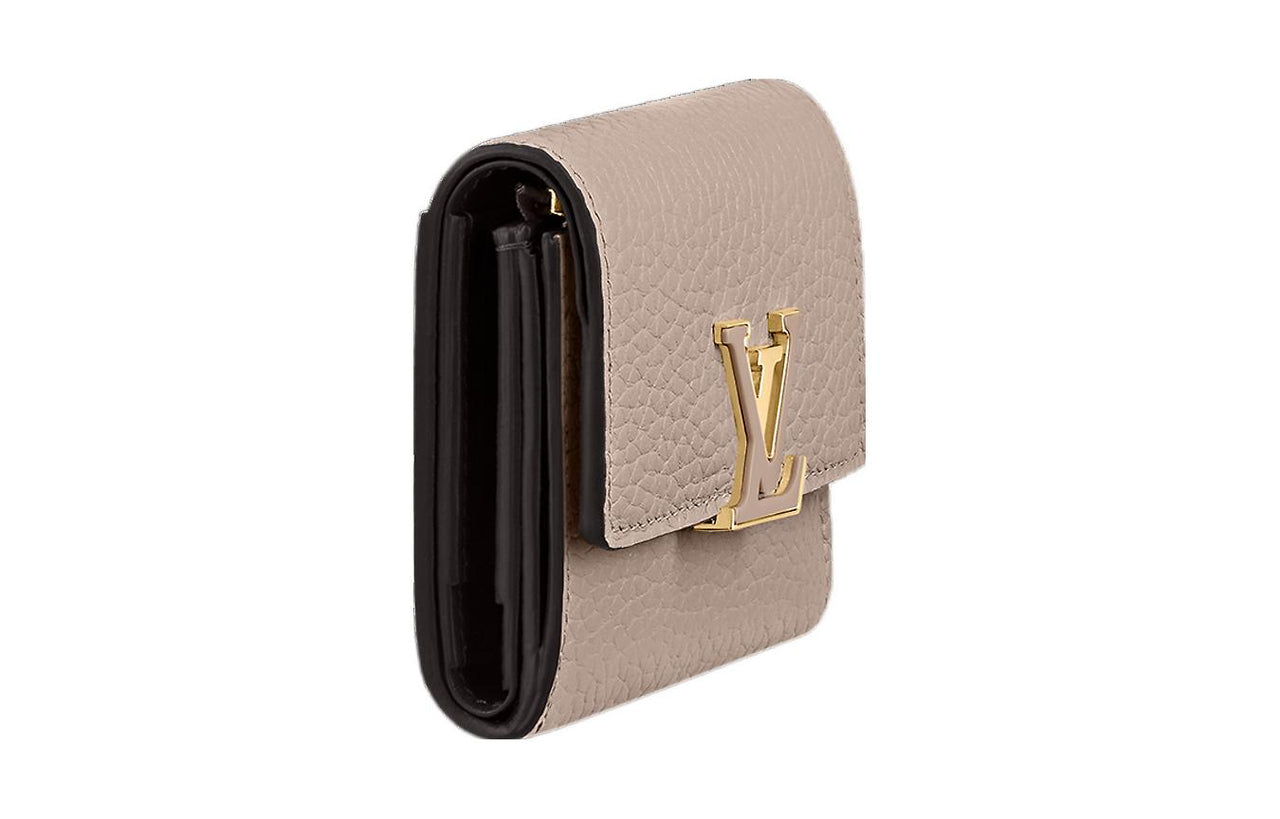 LOUIS VUITTON Capucines Cow Leather Capson Wallet Coin Purse Regular Women's Gray