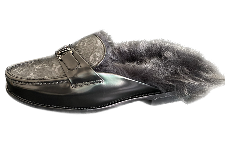 LOUIS VUITTON Loafers Men's Black