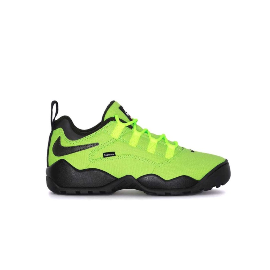 Nike x Supreme SB Darwin Low 'Volt' FQ3000-700