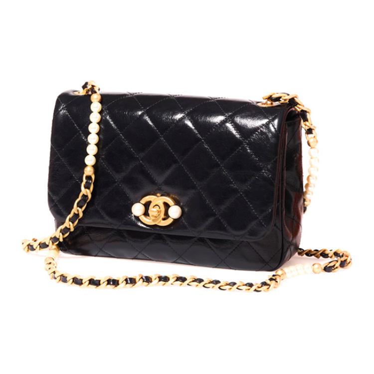 CHANEL 22c Early Spring Calfskin Flap Bag Crossbody Bag Large Size Women's Black