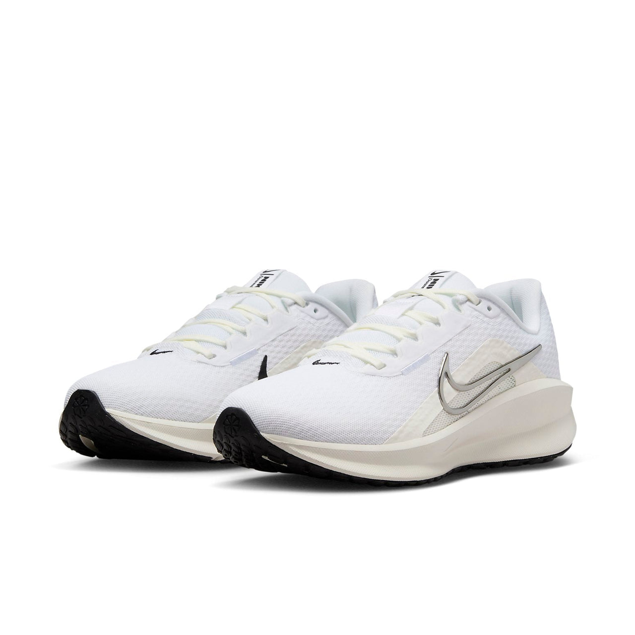 (WMNS) Nike Downshifter 13 'White Metallic Silver' FD6476-100