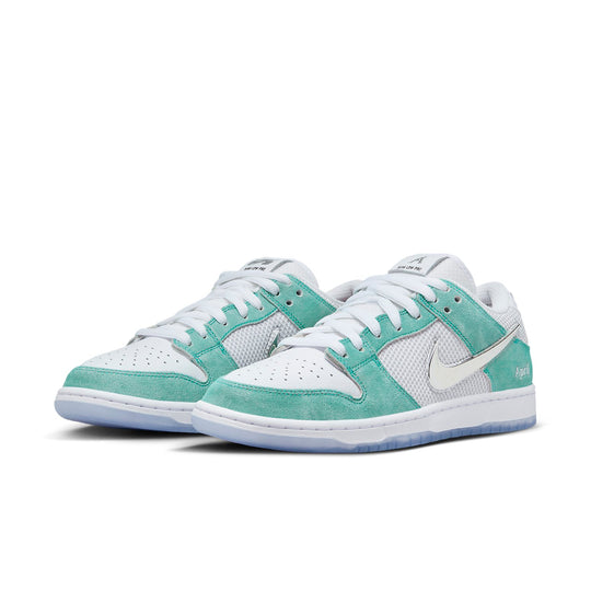 Nike x APRIL SKATEBOARDS SB Dunk Low 'Turbo Green' FD2562-400