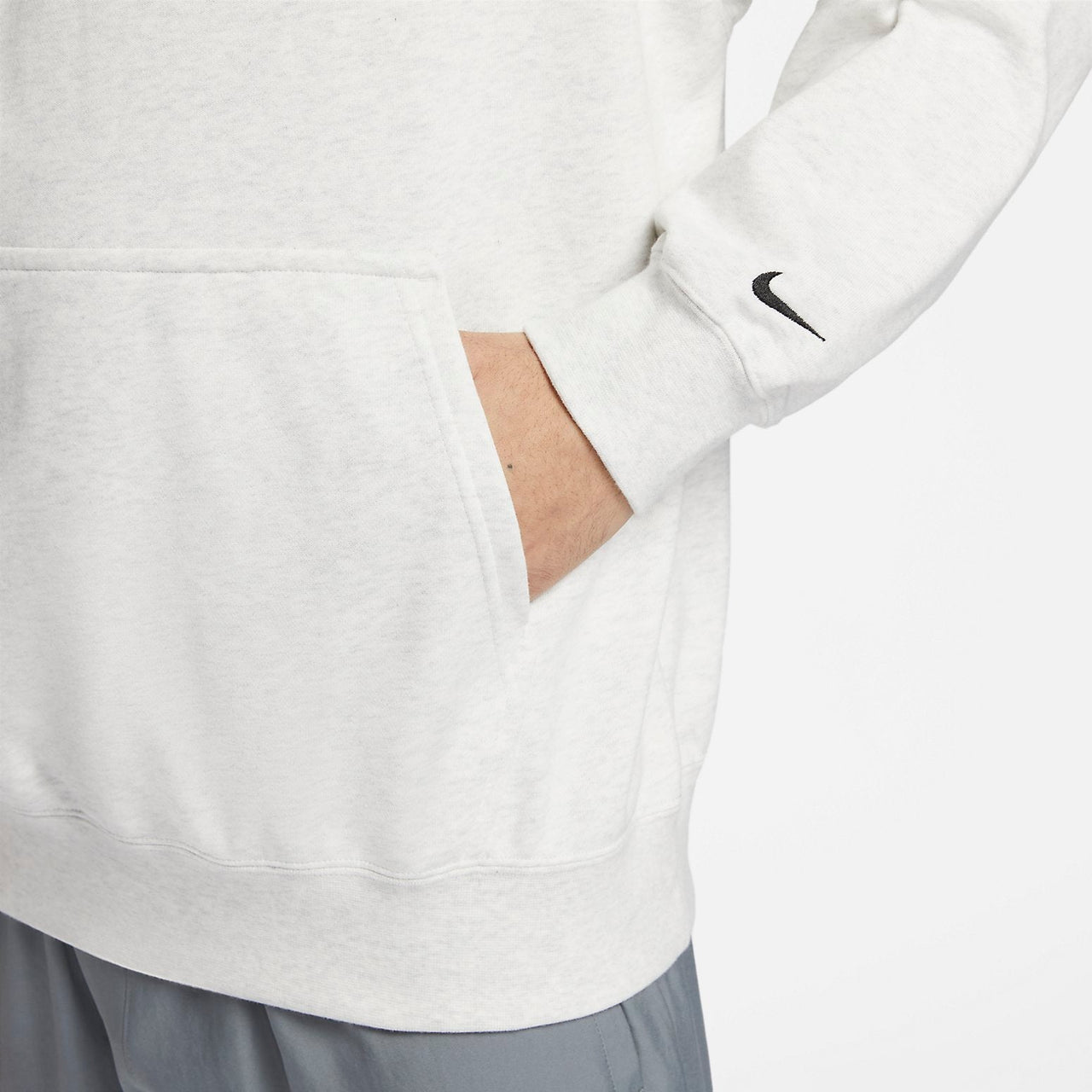 Nike Track Club Dri-Fit Fleece Pullover Hoodie 'White' FN3396-025