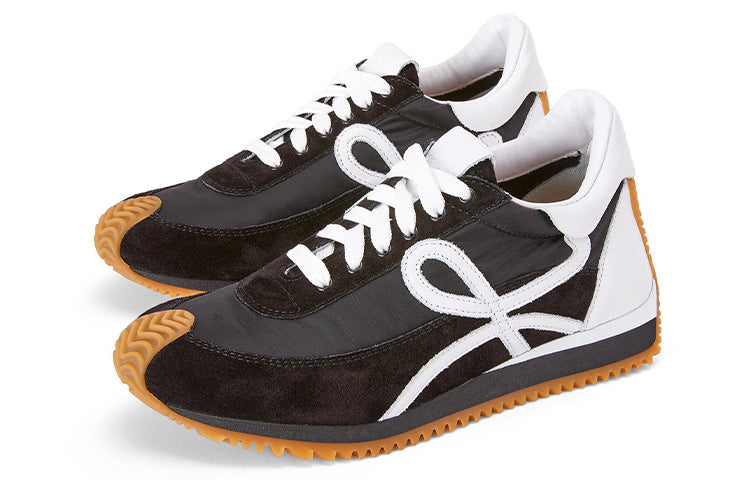 LOEWE Flow Runner Anti Slip Wear Resistant Low Top Casual Shoes Women's Black White