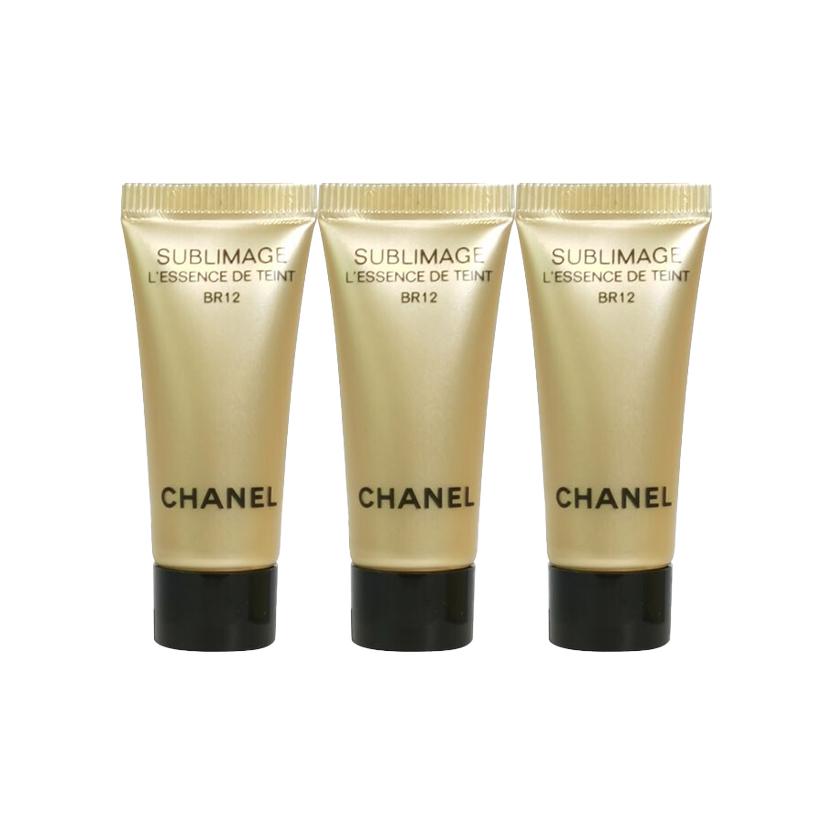 CHANEL Travel Kits / Sample Kits Unisex
