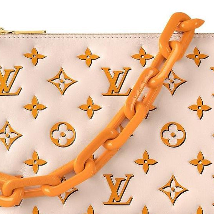 LOUIS VUITTON Coussin Bb