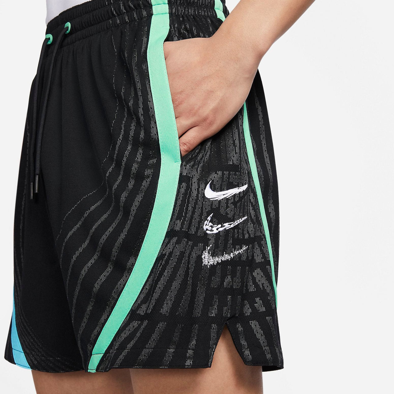 Nike Standard Issue Basketball short 'Black' FJ6153-010