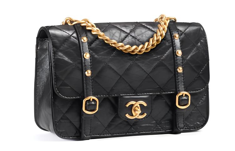 CHANEL 21B Fall Calfskin Cell Phone Pouch Coin Purse Messenger Bag Handbag Shoulder Bag Crossbody Bag Women's Black