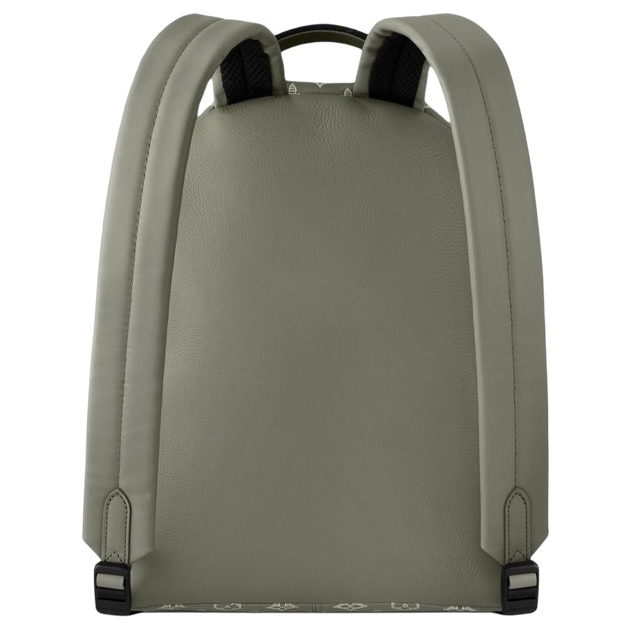 LOUIS VUITTON Discovery Backpack Pm