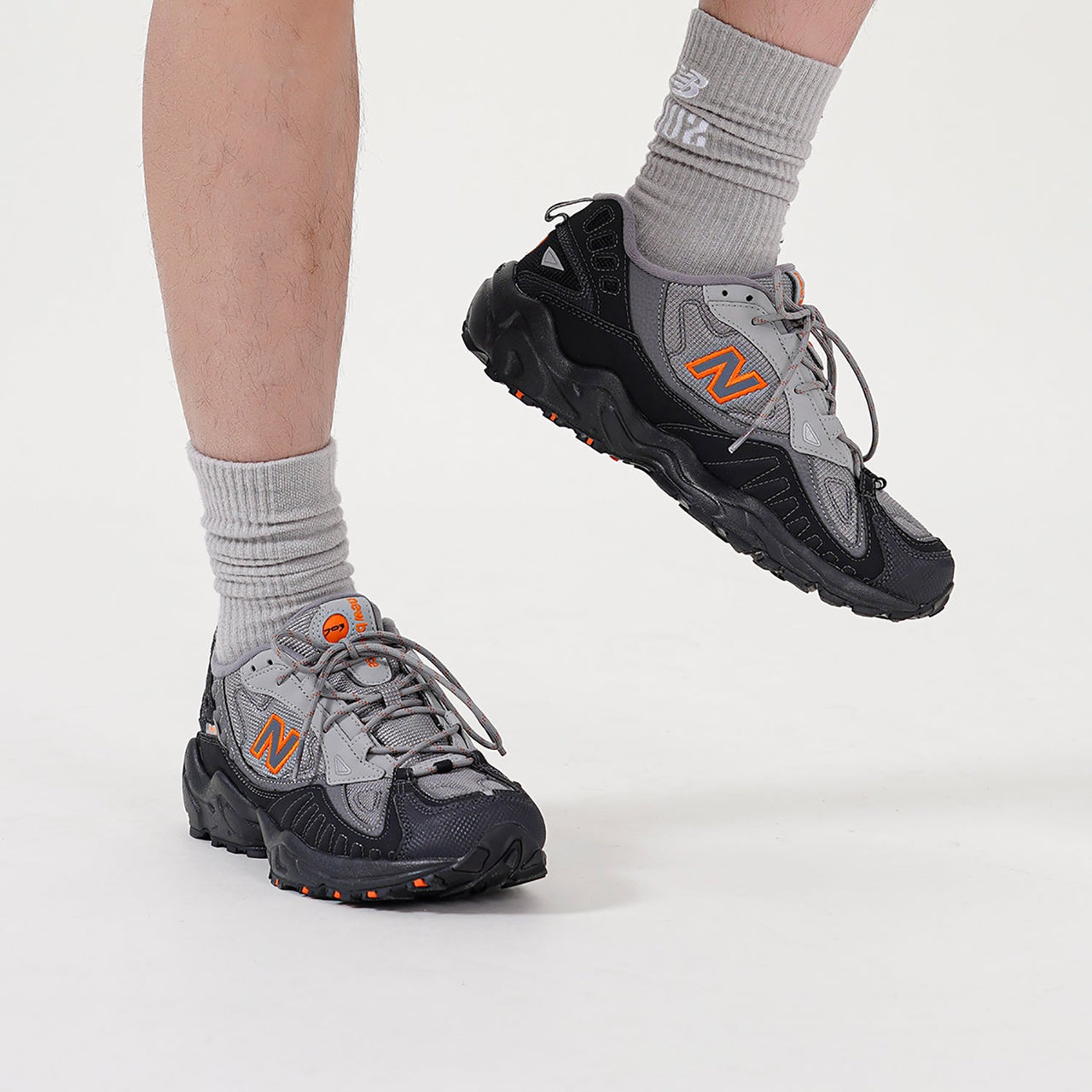 New Balance 703 Black/Grey/Orange ML703BA