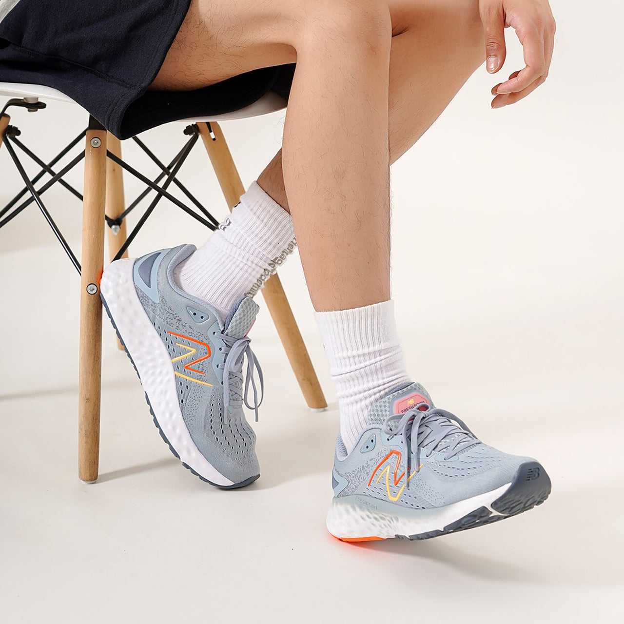 New Balance Fresh Foam Evoz v2 Grey 'Gray White' MEVOZLG2