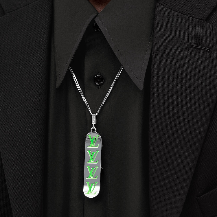 LOUIS VUITTON Lv Skateboard Pendant