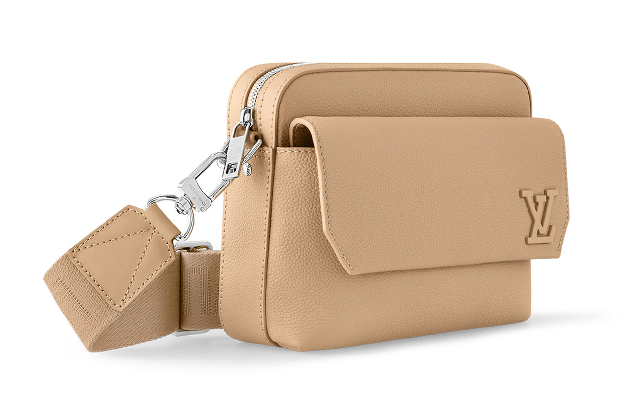 LOUIS VUITTON Fastline Messenger