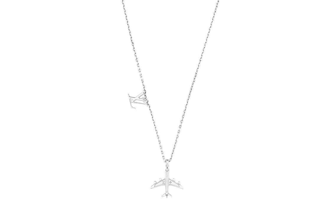LOUIS VUITTON Lv Plane Necklace Monogram Flower
