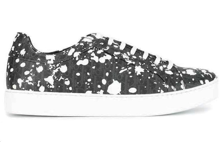 DIOR B06 Low Top Stylish Skateboarding Shoes Men's Black White