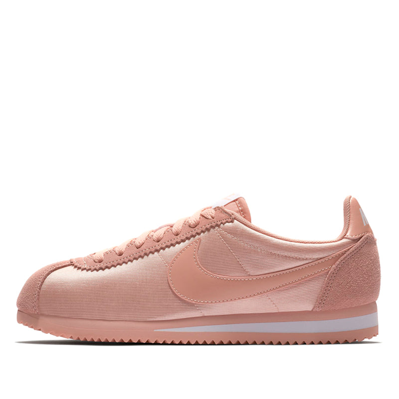 (WMNS) Nike Classic Cortez Nylon 'Coral Stardust' 749864-606