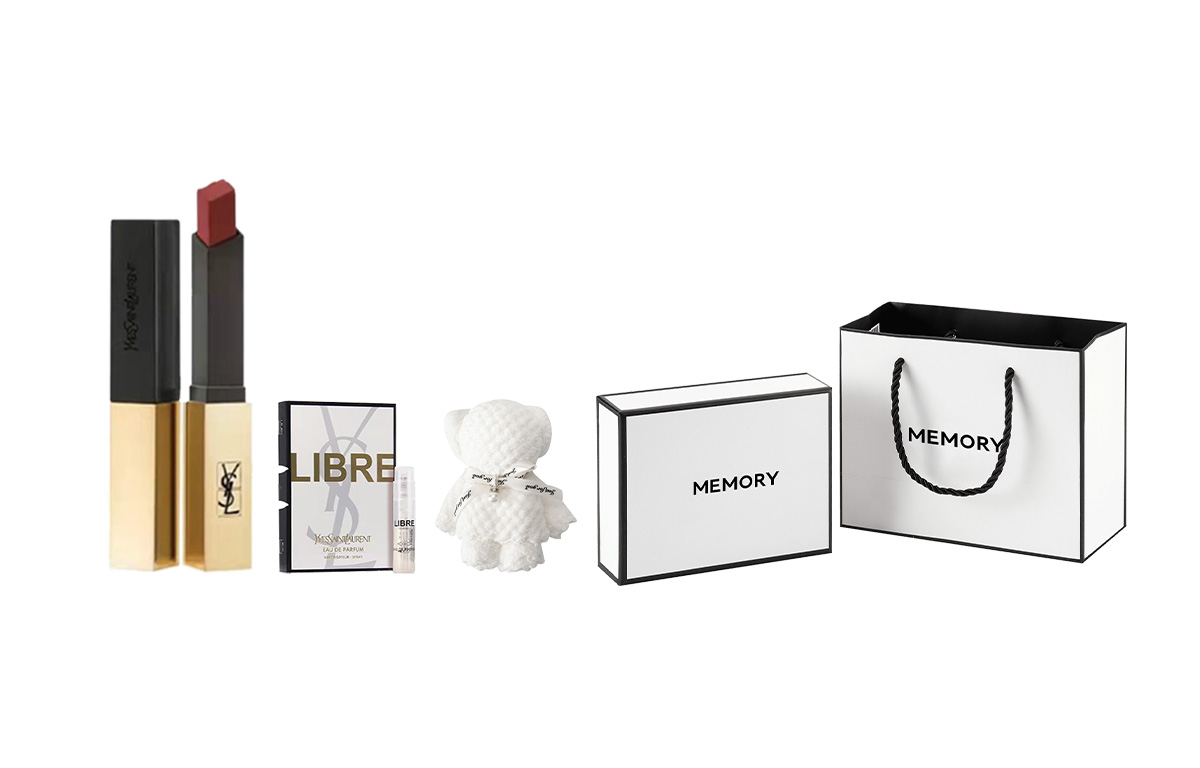 SAINT LAURENT Small Gold Bar With Black Stripes Lipsticks Velour Natural Long-Lasting Complexion Hydrating