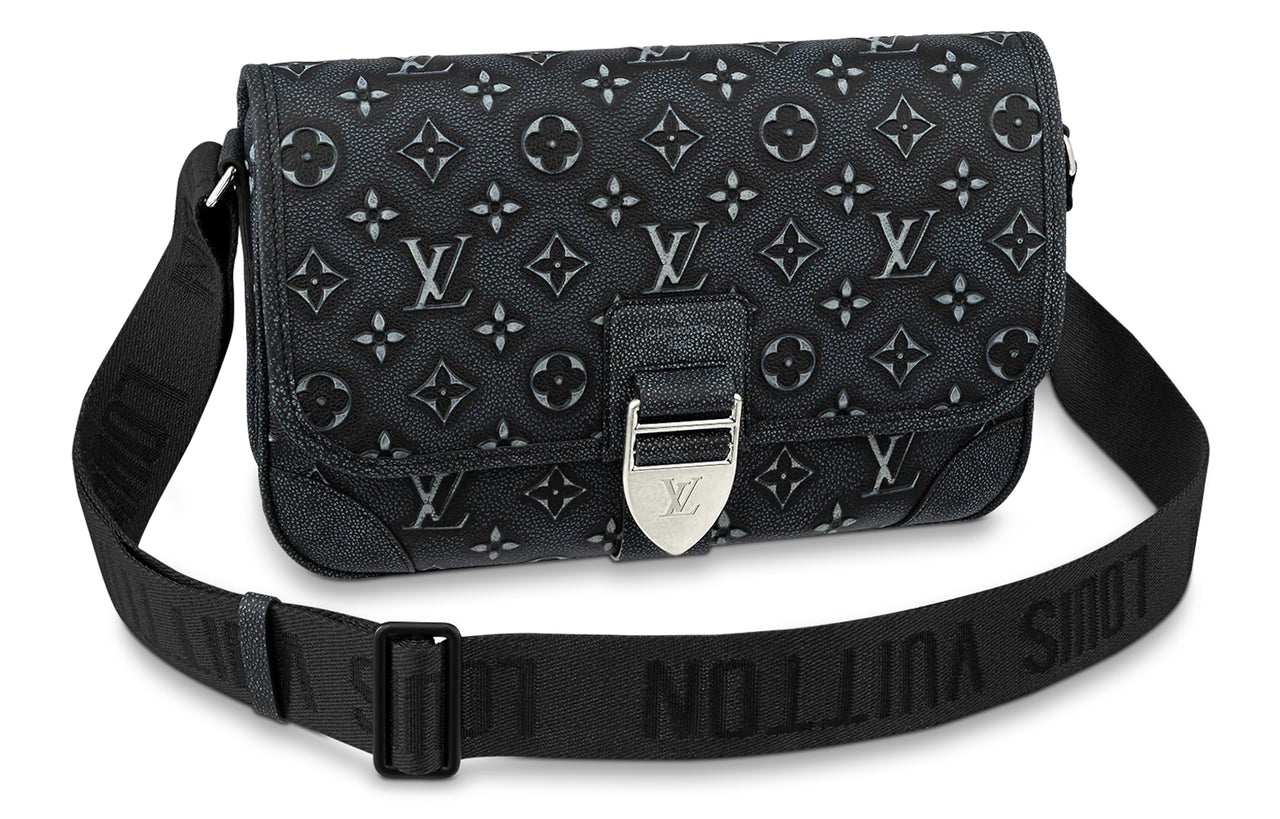 LOUIS VUITTON Archy Cow Leather Messenger Bag Shoulder Bag Crossbody Bag Medium Size Men's Black
