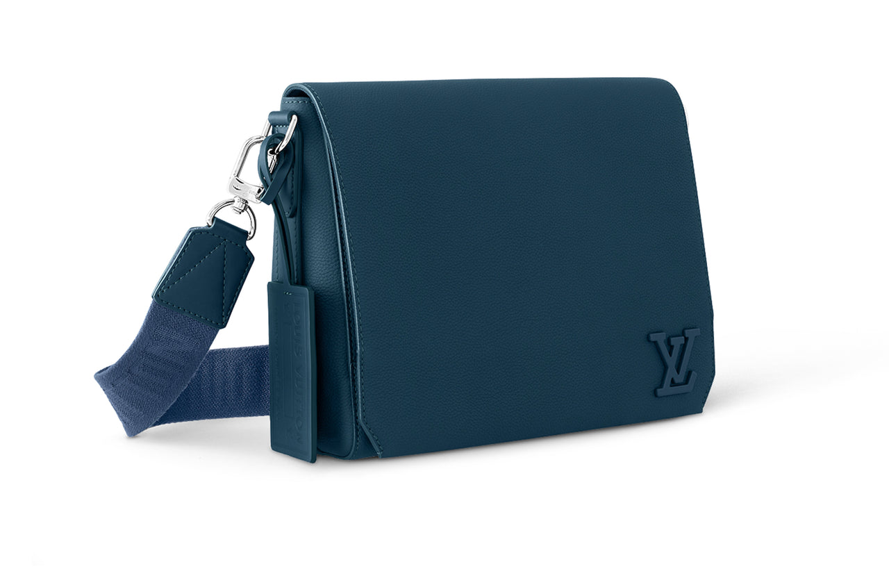 LOUIS VUITTON M57080 Takeoff Messenger