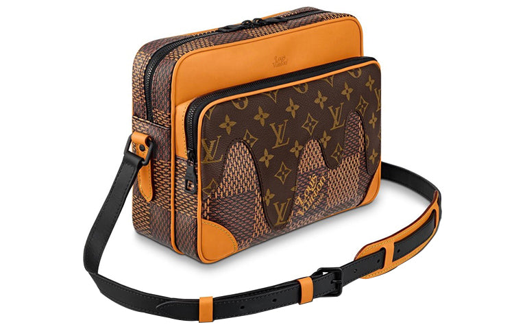 LOUIS VUITTON X Nigo Nil Messenger Damier Ebene Giant Brown